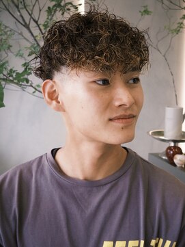 ヴィブル 多賀城市(vivre25) 海外風ブラウンメッシュスペインカール/宮城/仙台/多賀城