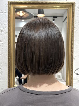 リビュー(re view) 《re view MIRU》ミニボブ/MERYトリートメントカラー