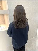 オリーブベージュ