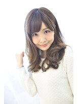 リタ(Lita)&nbsp;Licca　耳かけほつれウェーブ×ピンクアッシュ