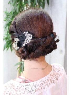 ヘアアトリエ クレド(hair atelier CREDO) ねじねじねじねじ