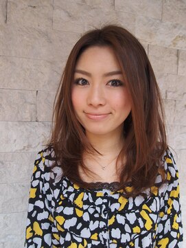 トリコ ヘアアンドケアスペース(trico hair&care space) ローレイヤー