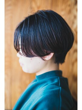 コモド(COMODO) おくゆきハンサムショート