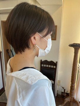 カミナ(KAMINA) 丸みくびれショート