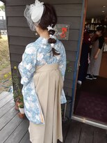 ナンバーエイト(number eight)&nbsp;たまねぎヘアで目立つ可愛さ◎結婚式お呼ばれ撮影 ドレス 成人式