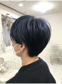 ブルーブラック