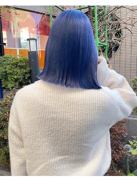 アリア バイ アルティナ(alia by artina) ネイビーブルー_フェイスハイライト_バイカラー_ツートンカラー3