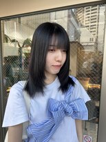 アドア 横浜(ADORE)&nbsp;【ADORE 横浜】地毛風アッシュブラック×レイヤーカット