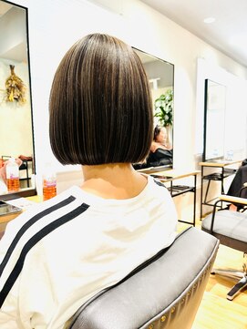 ルーク バイ ヘアーポケット(Luke by hair pocket) アンブレラカラー×内巻きボブ