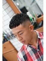 バーバーショップ ノア 2nd(BARBERSHOP NOR)&nbsp;スキンフェード濡れパンアイロンパーマクロップスタイル