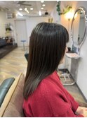 セミロングカット