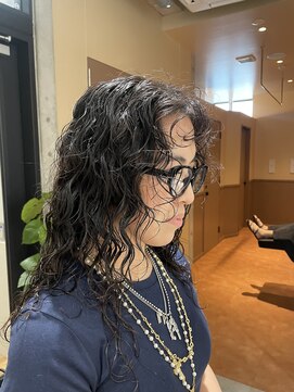 シアン 大須店(CYAN.) ブリーチパーマ×スパイラルパーマ【CYAN.栄/矢場町/大須】