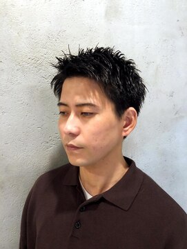 ザ ラボ アングゥ(The Labo ungu) アップバングショート