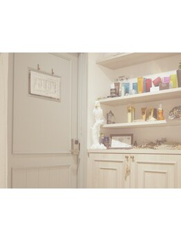 ≪美と癒しを全力サポート≫大人女性の髪のお悩みに親身に向き合い、お客様の”なりたい”を叶えます◎