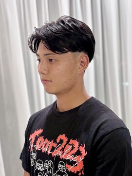 レブルーム(rebloom) フェードフェザーパーマ