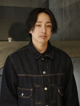 ネロ ヘアアンドライフストア 渋谷(NERO HAIR AND LIFESTORE) 【三浦真穂】メンズ スパイラルパーマ センターパート