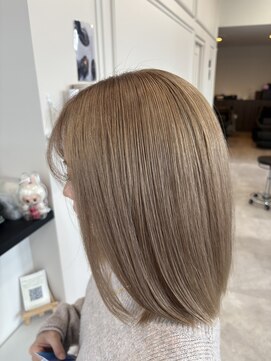 ファルベ(Farbe) ミルクティーベージュカラー