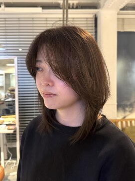 ヴィッカエコル (vicca 'ekolu) シンメトリー/レイヤーショート/ミディアムレイヤー/小顔