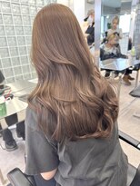 サンクマーケット 渋谷(cinq MARKET)&nbsp;渋谷ブリーチカラーハイトーンヘーゼルベージュカラー韓国ヘア