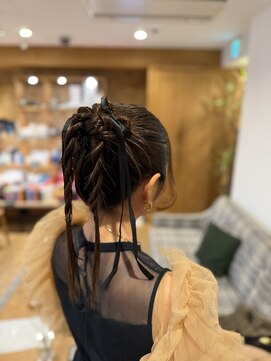エミリー(Emily) ヘアセット