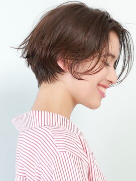 ピークアブー 銀座中央通り(PEEK-A-BOO) 伸ばしかけでも◎春のマッシュショート　【銀座】