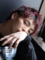 コンフィデンス メンズヘアー(confidence MEN'S HAIR)&nbsp;アウトロー系！赤メッシュショート　confidence -MEN'S HAIR-