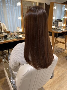 ネオリーブ チロル 横浜西口店(Neolive CiroL.) 縮毛矯正で憧れの艶髪 酸性ストレート