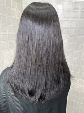 トリエラ 池袋(TRIELA) ツヤサラストレート