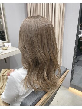 レイドバック(LAID BACK) ☆細かめハイライト☆グレージュ☆