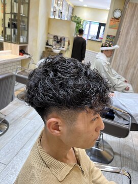 グルーマーズトウキョウ(GROOMER/S TOKYO) スペインカール　GROOMERSTOKYO太田