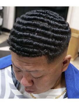 ニューオールド 三軒茶屋(NEW OLD) 濡れパンスキンフェード