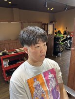 カットスペース キャロル(CUT SPACE CAROL) ツーブロフェード