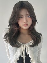 エッセンザ 梅田(ESSENZA) レイヤーカットハイライトバレイヤージュインナーカラー