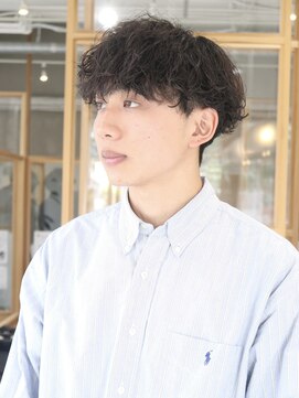 フェリアファム 北千里(FERIA fam) シャドウパーマ