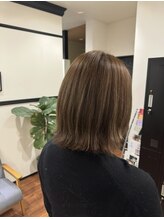 スリーバイザサロン(THREE by the salon) ボブレイヤー