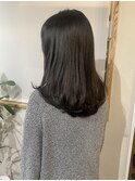 20代30代40代おすすめスタイルふわふわレイヤーカットミディアム