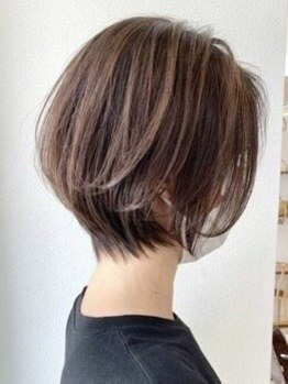 アンドワン(ANDONE)の写真/【自宅でもサロンのクオリティ◎】再現性の高いカットでどこから見ても美しい＊魅力を引き出すお手伝いを♪