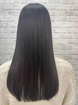 イサムヘアー センゲンダイ(isamu hair sengendai)の写真/【せんげん台駅西口7分/イオン隣】触りたくなるなめらかな仕上がりに♪憧れの自然なストレートが叶う！