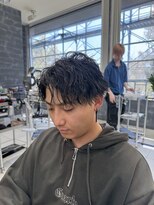 アロー 船橋店(AROH)&nbsp;MEN’S HAIR/サーフカール/刈り上げセンターパート/船橋