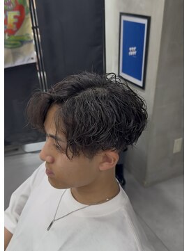 バジー バイ ディーアンドティー(Buzzy by D&T) シャドーパーマ！