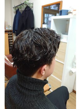 髪切虫 尾久さくら通り店の写真/カジュアルメンズカットでさわやかさを演出！男性に似合うスタイルを提案します♪