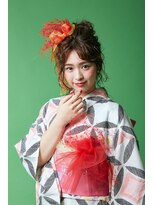 ルーヴル トータルビューティサロン 八木店(LOUVRE Total Beauty Salon)&nbsp;はんなりウェーブシニヨンスタイル