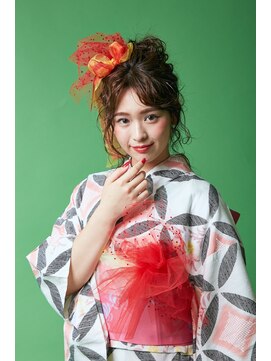 ルーヴル トータルビューティサロン 八木店(LOUVRE Total Beauty Salon) はんなりウェーブシニヨンスタイル