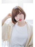 女性らしい丸いフォルムとツヤ感ショートボブ[横浜美容室30代]