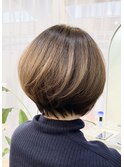 シルエット重視のボブ