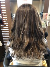 クレール グラン 富塚(ｃｌａｉｒ，ｅ gran)&nbsp;ベージュ系バレイヤージュ