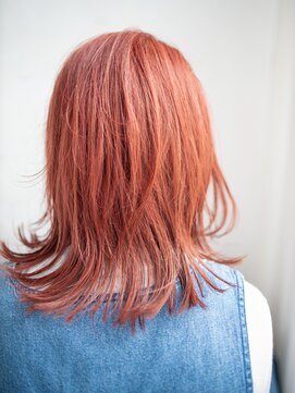 ヘアアンドリラクゼーション シャッセ(Hair&Relaxation SASE) レイヤー外ハネミディ