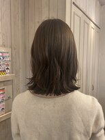 エイミーバイアフロート(amie  by afloat)&nbsp;外はねくびれヘア