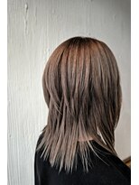 シエル Cielヘアーサロン 前回ブリーチしたので、今回はカラーのみで