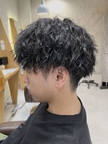 ヴァネッサ VANESSA&nbsp;ツイストスパイラルパーマアップバング刈り上げツーブロック